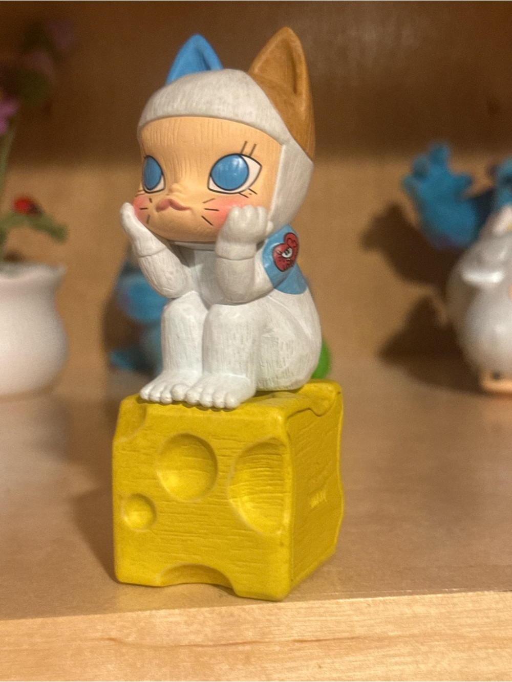 Molly figurine